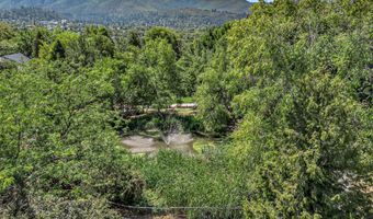 815 Creek Stone Way, Ashland, OR 97520