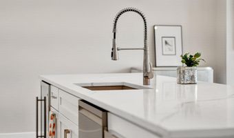 23665 HAVELOCK WALK Ter 406, Ashburn, VA 20148