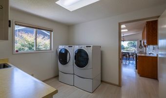 3230 GOLF LINKS Rd, Bandon, OR 97411