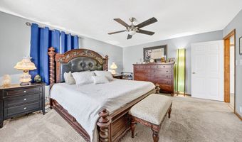 13 Mulcahy Ln, Billerica, MA 01821