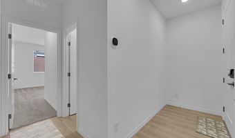 195 Vander Ridge St, Henderson, NV 89012