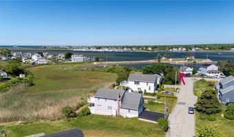 18 STARFISH Dr, Narragansett, RI 02882