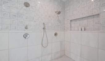 2920 CHESAPEAKE St NW, Washington, DC 20008