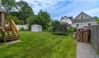 211 Oak St, Bath, ME 04530
