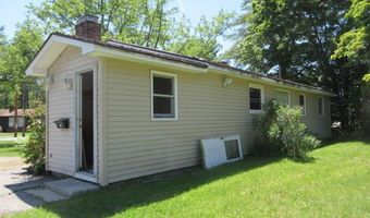 29 Hutchinson Dr, Augusta, ME 04330
