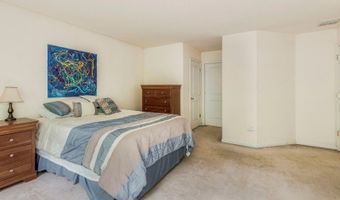 221 Sussex Ave, Andover, NJ 07860