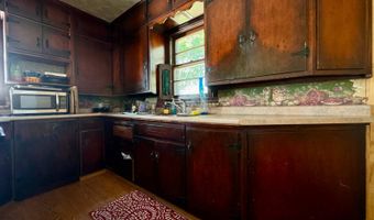 1204 4th St, Britton, SD 57430