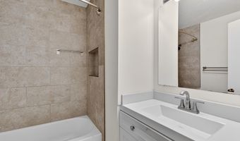 7481 JAYHAWK St, Annandale, VA 22003