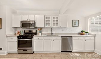 1808 Truman Rd, Charlotte, NC 28205