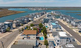 733 21st St, Avalon, NJ 08202