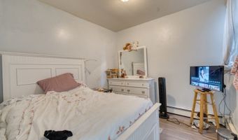 233 Avenue B, Bayonne, NJ 07002
