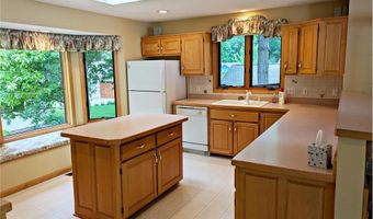 11274 Hoyer Ave NW, Annandale, MN 55302