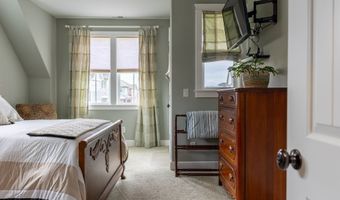 2880 LOG BRONC Way, Astoria, OR 97103