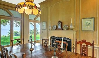 69 Nayatt Rd, Barrington, RI 02806