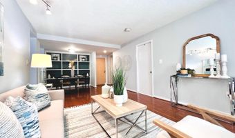 2111 WISCONSIN Ave NW 110, Washington, DC 20007
