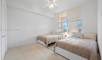3001 NE 185th St 613, Aventura, FL 33180