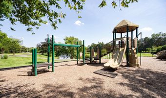 20962 TOBACCO Sq, Ashburn, VA 20147