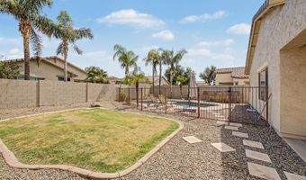 896 E LA COSTA Pl, Chandler, AZ 85249