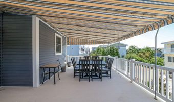 214 Iroquois Ave, Beach Haven, NJ 08008