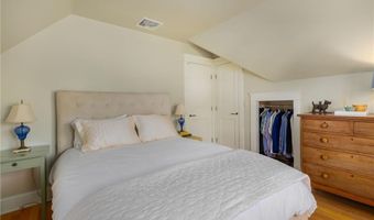 68 Sachuest Way, Middletown, RI 02842