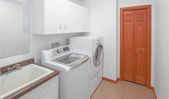 1811 Summer Ln NE, Alexandria, MN 56308