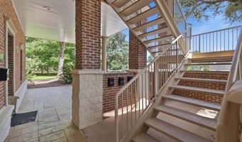 2556 Marcia Ct, Biloxi, MS 39531