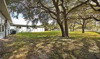 1045 S Saunders St, Aransas Pass, TX 78336