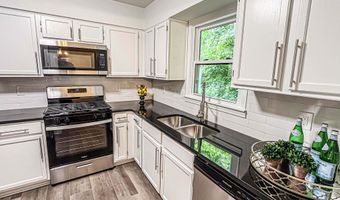 3150 Stratford Grn, Avondale Estates, GA 30002