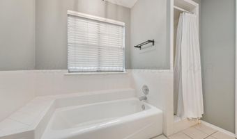 6801 MICHELLE Dr, Amarillo, TX 79109