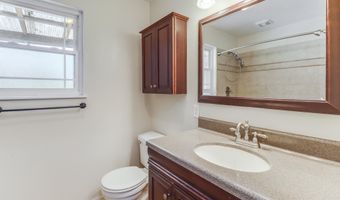 1467 Wilkes Ave, Biloxi, MS 39530