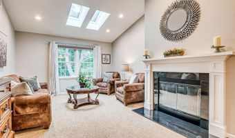242 Alexandria Way, Bedminster, NJ 07920
