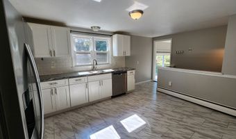 40 Durant Ave B, Bethel, CT 06801