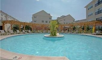5645 HARRINGTON FALLS Ln, Alexandria, VA 22312