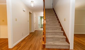 645 Walnut St, Manchester, NH 03104