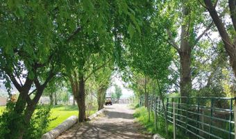 6252 King Hill Canal Rd, Bliss, ID 83314
