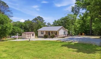 432 2nd St, Big Sandy, TN 38221