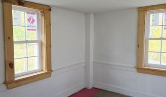 8 Graffam Rd, Baldwin, ME 04091