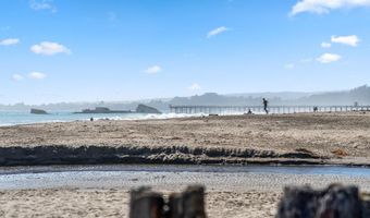 619 Beach Dr, Aptos, CA 95003