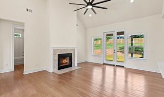 135 Oak Terrace Dr, Baldwin, GA 30511