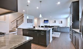 620 N Sullivan St, Addison, IL 60101