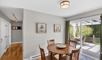 1486 Washington St, Bath, ME 04530