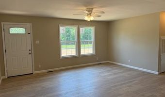 689 Cub Creek Rd, Appomattox, VA 24522