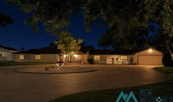 1005 N Shore Dr, Carlsbad, NM 88220