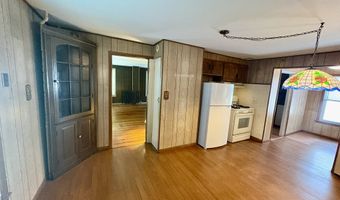 2 Sherwood St, Branford, CT 06405
