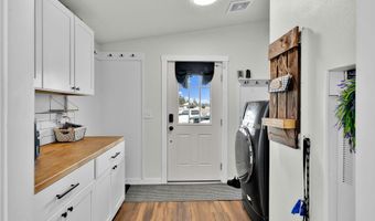 1107 E Yellow Pine Ave, Athol, ID 83801