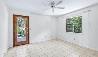 1875 LIVE OAK Ln, Atlantic Beach, FL 32233