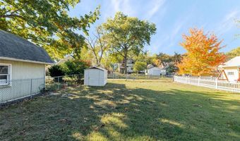 1836 Park Ave, Alton, IL 62002