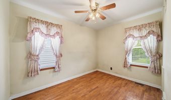 905 Sheffield Ave St, Adrian, MI 49221