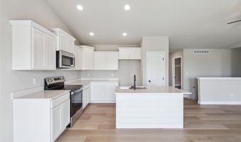 4421 NW Olivia Ln, Ankeny, IA 50023