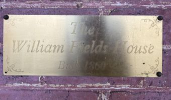 302 SW Front St, Abingdon, VA 24210